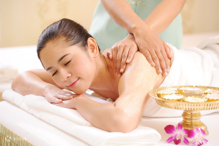 Who Can Benefit from a Massage Center in Ajman Corniche?